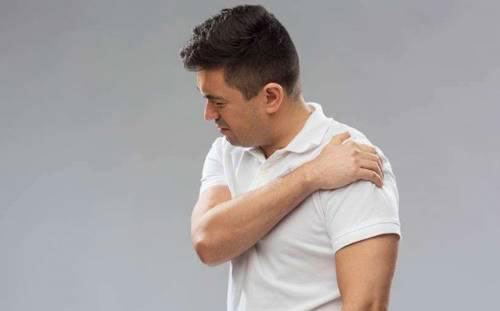 ����������Ӿ�� �����ײ�����ʲô�˶�